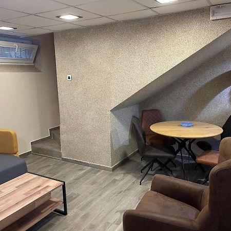 Ribnica Lägenhet Podgorica Exteriör bild
